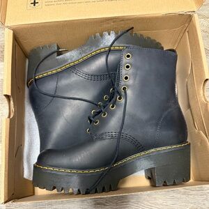 Dr. Marten Black Platform Lace-Up Boots